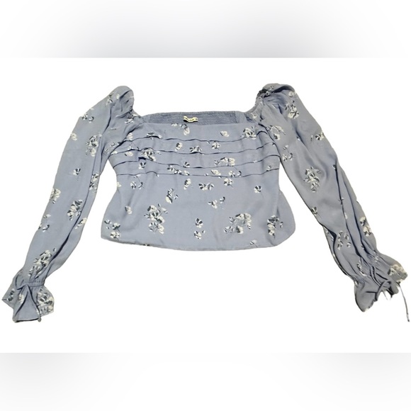 Abercrombie & Fitch Tops - Abercrombie and Fitch size XL.